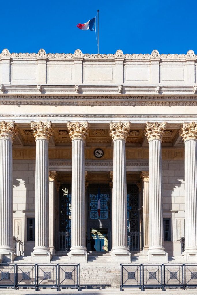 Classical courthouse style building representing when to review and update an estate plan